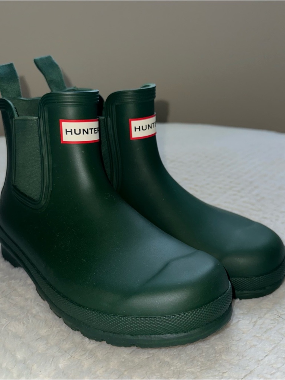 Hunter Chelsea Short Rain Boots in Dark Green